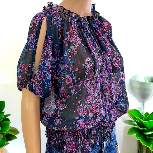 Fire Los Angeles Floral Crepe Sheer Cold-Shoulder Peasant Top - Picture 2 of 16